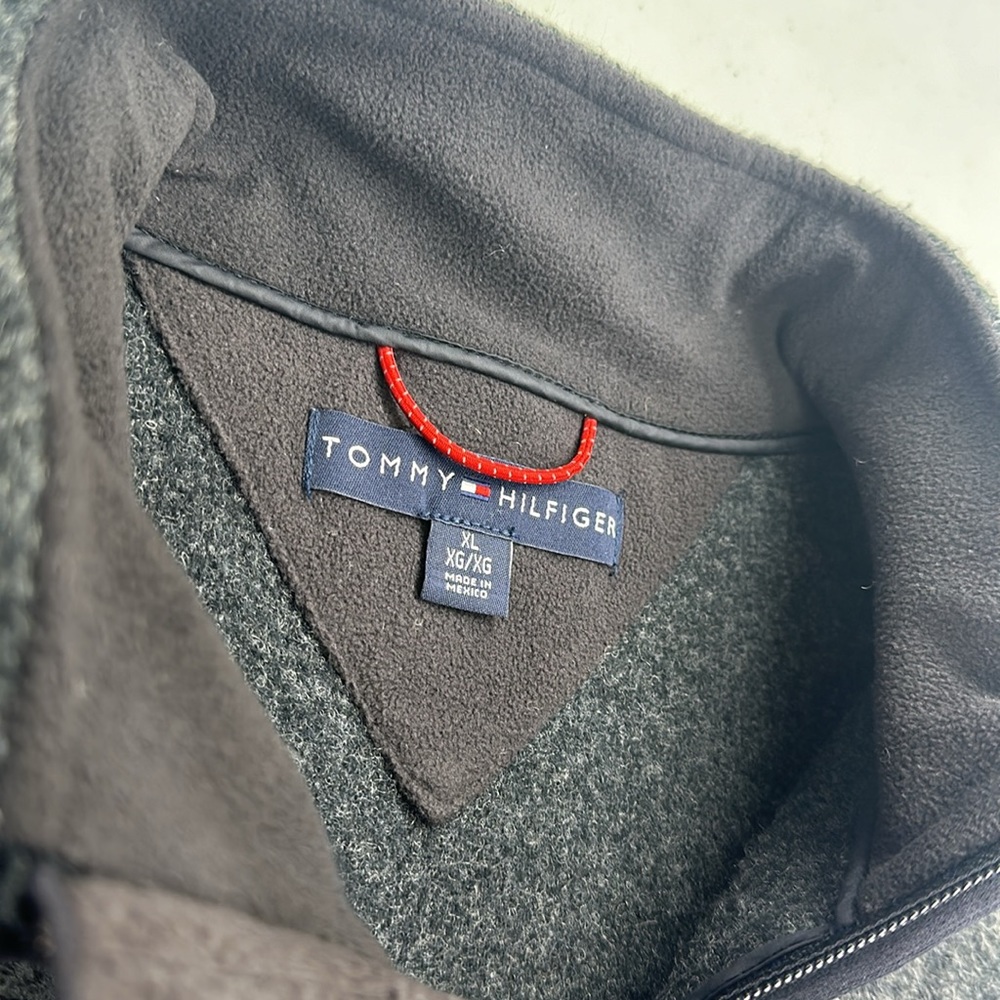 Tommy Hilfiger | Zip-up Fleece Jacket | Great condition | Size:XL | ✋Pre-owned✋ - Picture 4 of 5